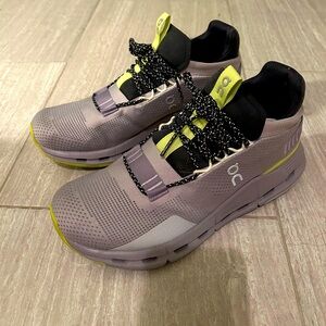 Women’s On Cloudnova Sneakers